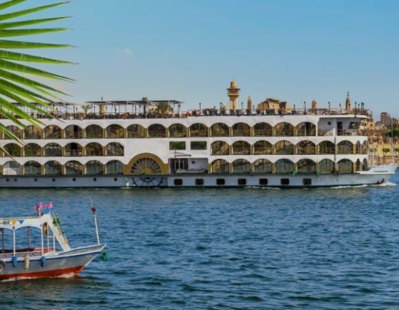 Experience Premium Travel with Affordable Luxury Egypt Vacation Packages